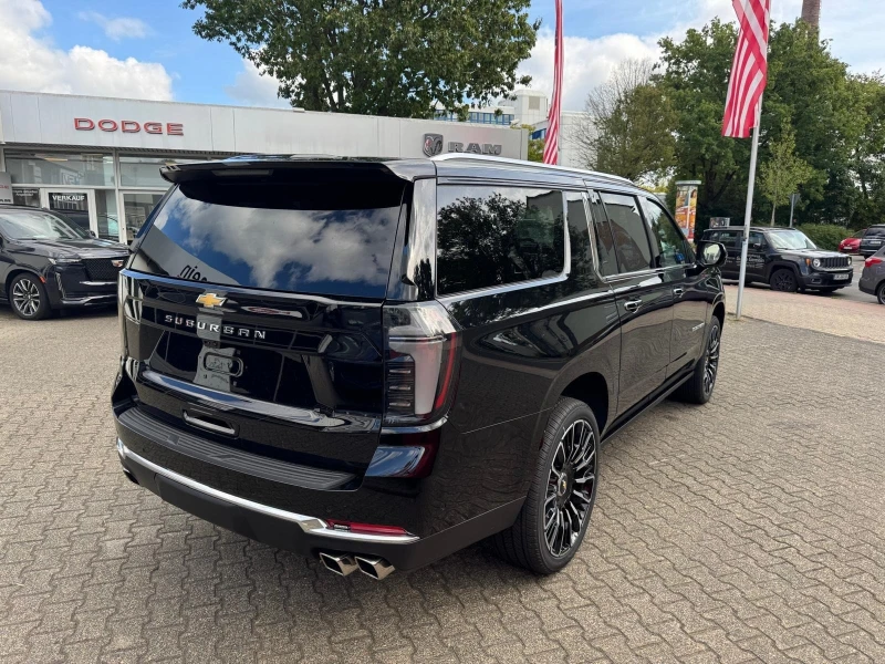 Chevrolet Suburban 6.2 V8 HIGH COUNTRY/FACELIFT/PANO/HUD/360/7-МЕСТЕН, снимка 6 - Автомобили и джипове - 52140121