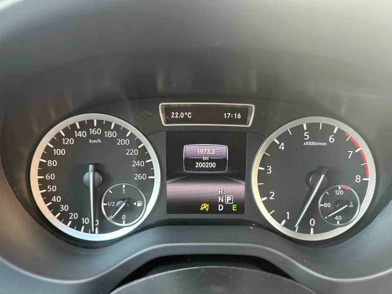 Infiniti Q30 S 2.0i 211 к.с. , снимка 14 - Автомобили и джипове - 52175697