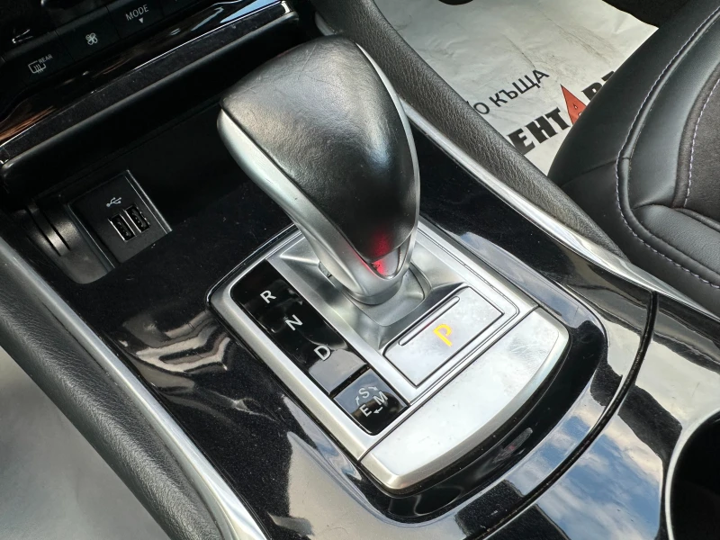 Infiniti Q30 S 2.0i 211 к.с. , снимка 11 - Автомобили и джипове - 52175697