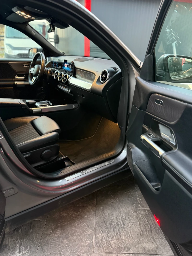 Mercedes-Benz GLB * 220D* Progressive* Night* X247* , снимка 14 - Автомобили и джипове - 52858576