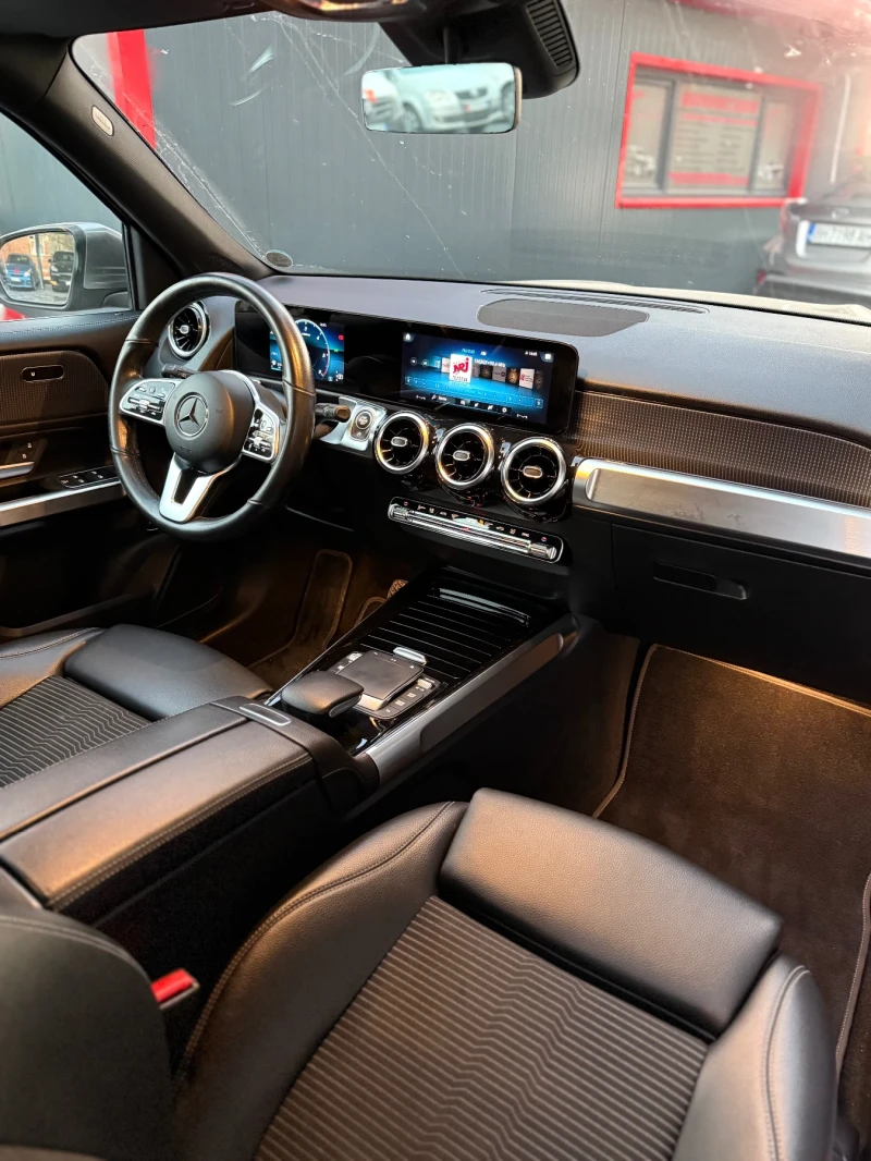 Mercedes-Benz GLB * 220D* Progressive* Night* X247* , снимка 11 - Автомобили и джипове - 52858576