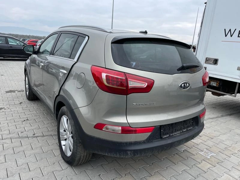 Kia Sportage 1.6 - изображение 4