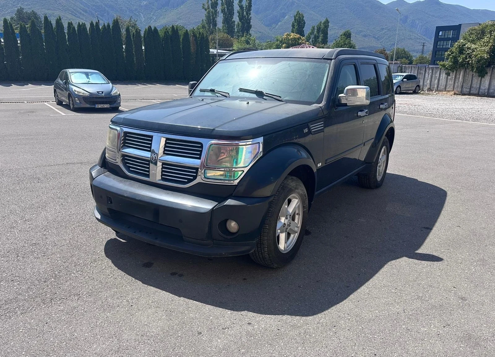 Dodge Nitro 2.8TDI - 4x4 - КЛИМАТРОНИК, снимка 1