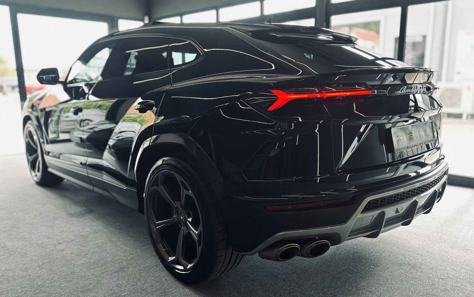 Lamborghini Urus Carbon* 22* Pano* B&O* TV - изображение 5