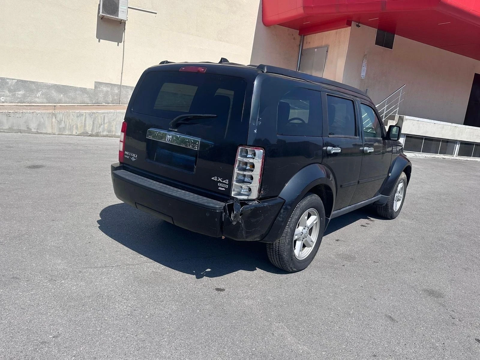 Dodge Nitro 2.8TDI - 4x4 - КЛИМАТРОНИК - изображение 5