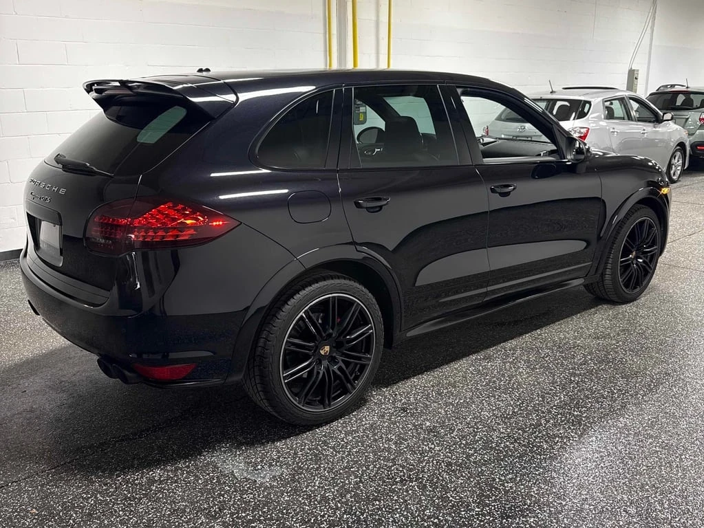 Porsche Cayenne GTS  CARFAX - изображение 3