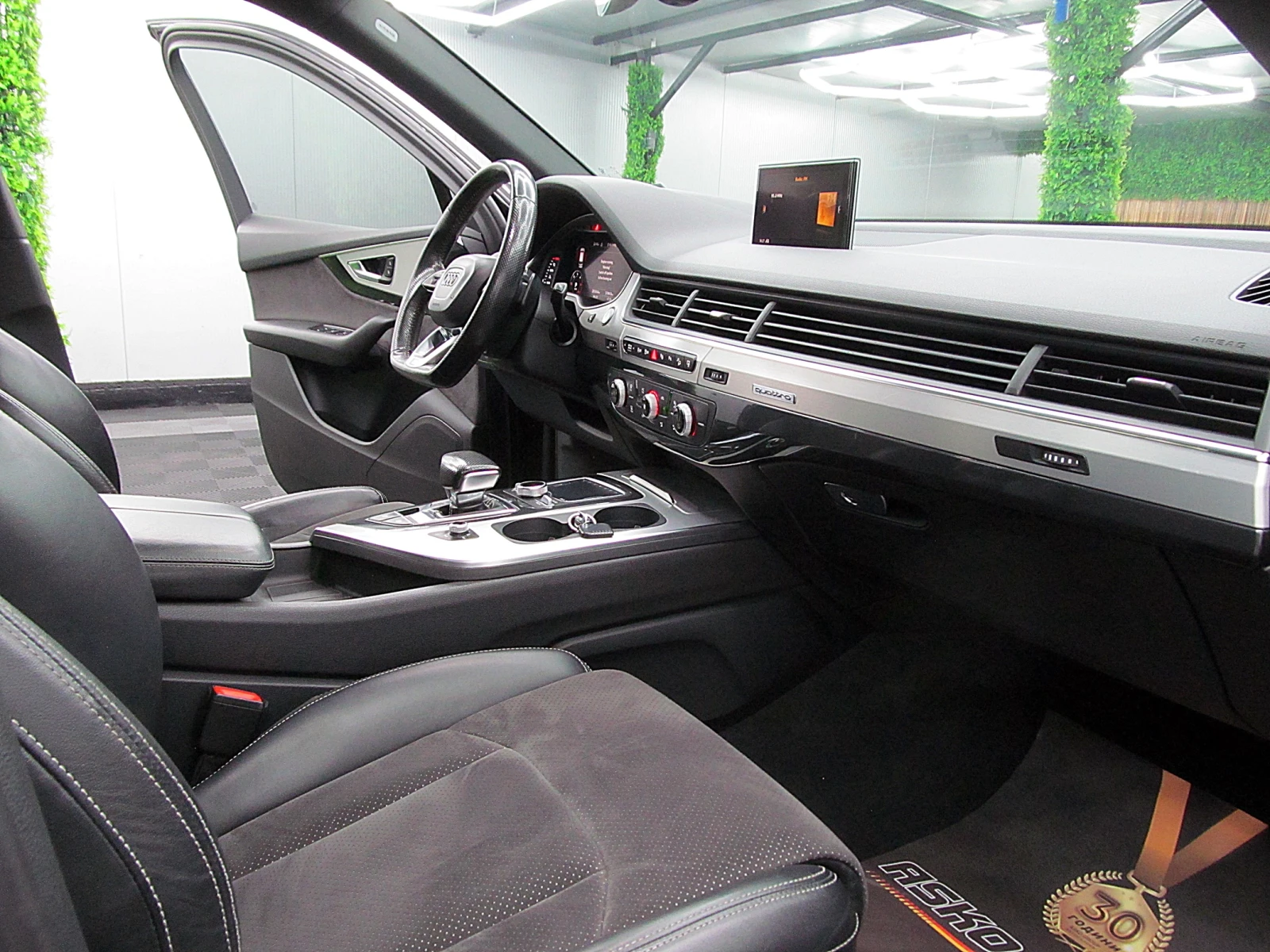 Audi Q7 PANORAMA/S-LINE/F1/LED/NAVI/ TOP!!!�������� ������ | Mobile.bg � ����������� 12