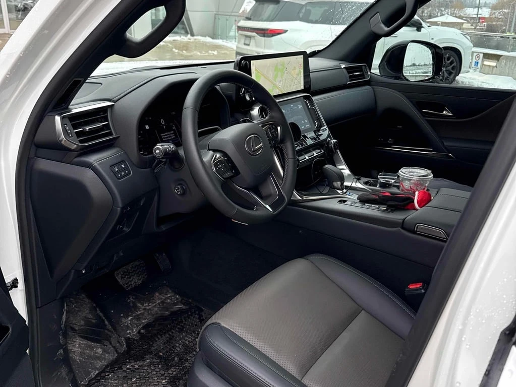 Lexus LX * 700h * CARFAX * ��� ������������ ������ | Mobile.bg � ����������� 5