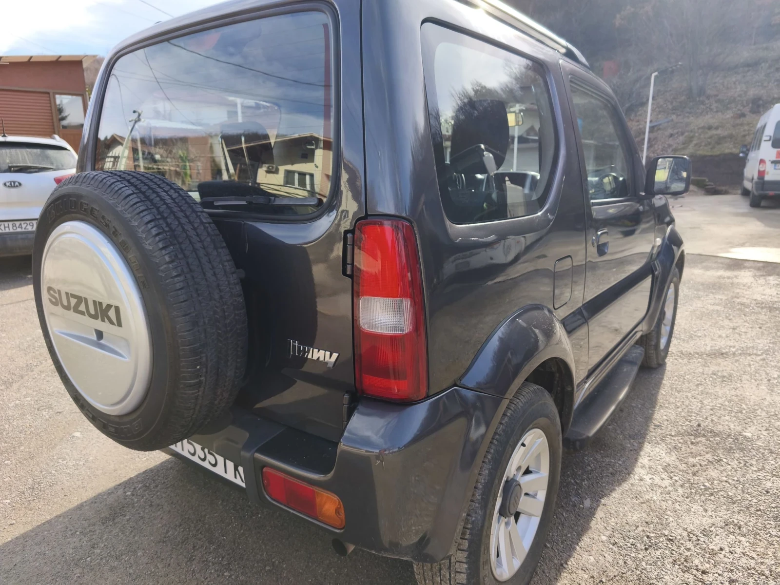 Suzuki Jimny, снимка 3 - Автомобили и джипове - 53717993