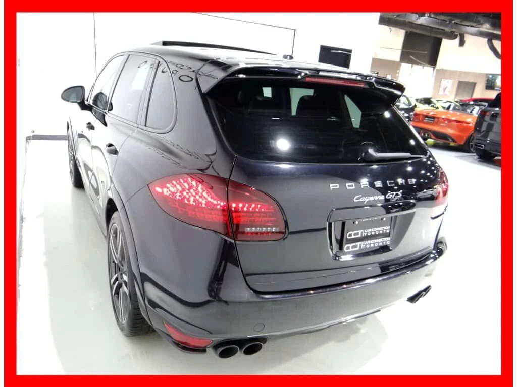 Porsche Cayenne * GTS AWD * NAVI/LEATHER/PANO ROOF/BLUETOOTH/LOADE, снимка 5 - Автомобили и джипове - 54056048