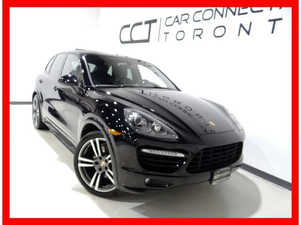 Porsche Cayenne * GTS AWD * NAVI/LEATHER/PANO ROOF/BLUETOOTH/LOADE, снимка 2 - Автомобили и джипове - 54056048