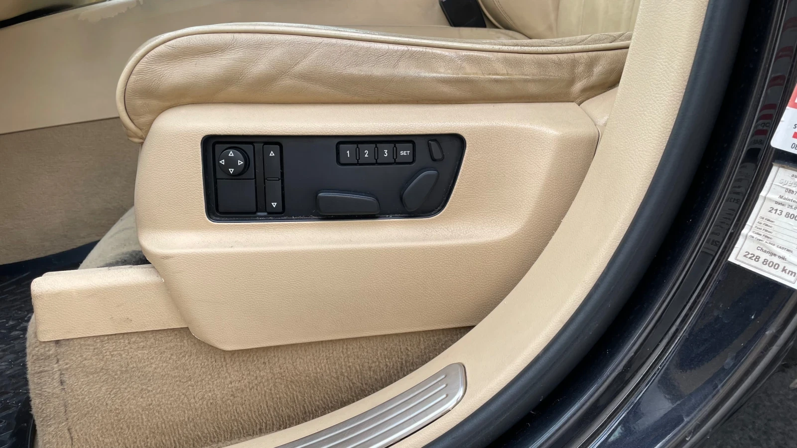 VW Touareg, снимка 8 - Автомобили и джипове - 54271726