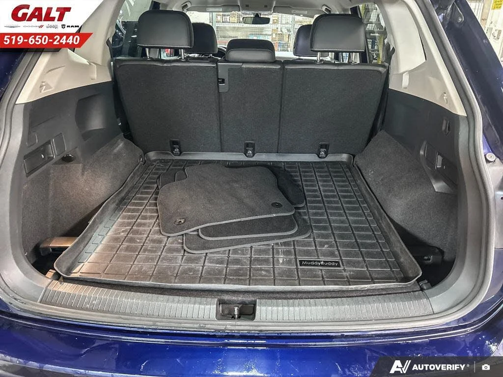 VW Tiguan Comfortline 4Motion, снимка 8 - Автомобили и джипове - 54272510