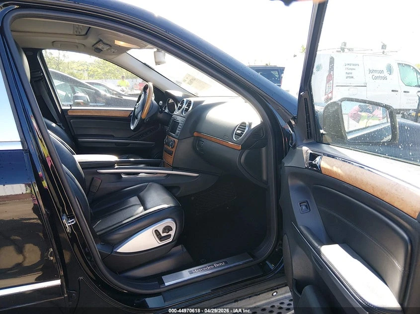 Mercedes-Benz GL 500 2012 MERCEDES-BENZ GL 550 4MATIC, снимка 10 - Автомобили и джипове - 54700668