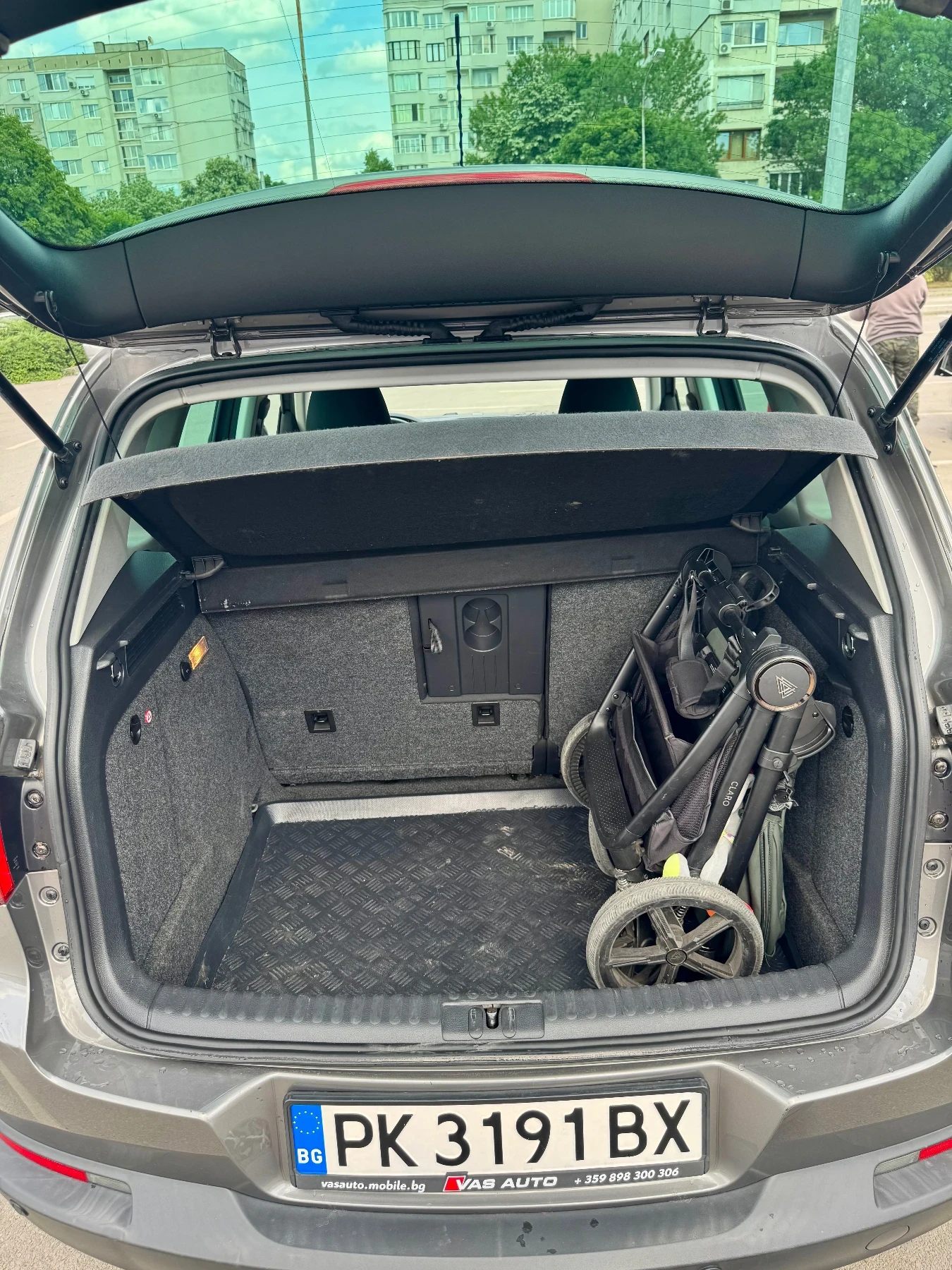 VW Tiguan 2.0 TDI, 140hp, 6 СКОРОСТИ, снимка 14 - Автомобили и джипове - 54823538