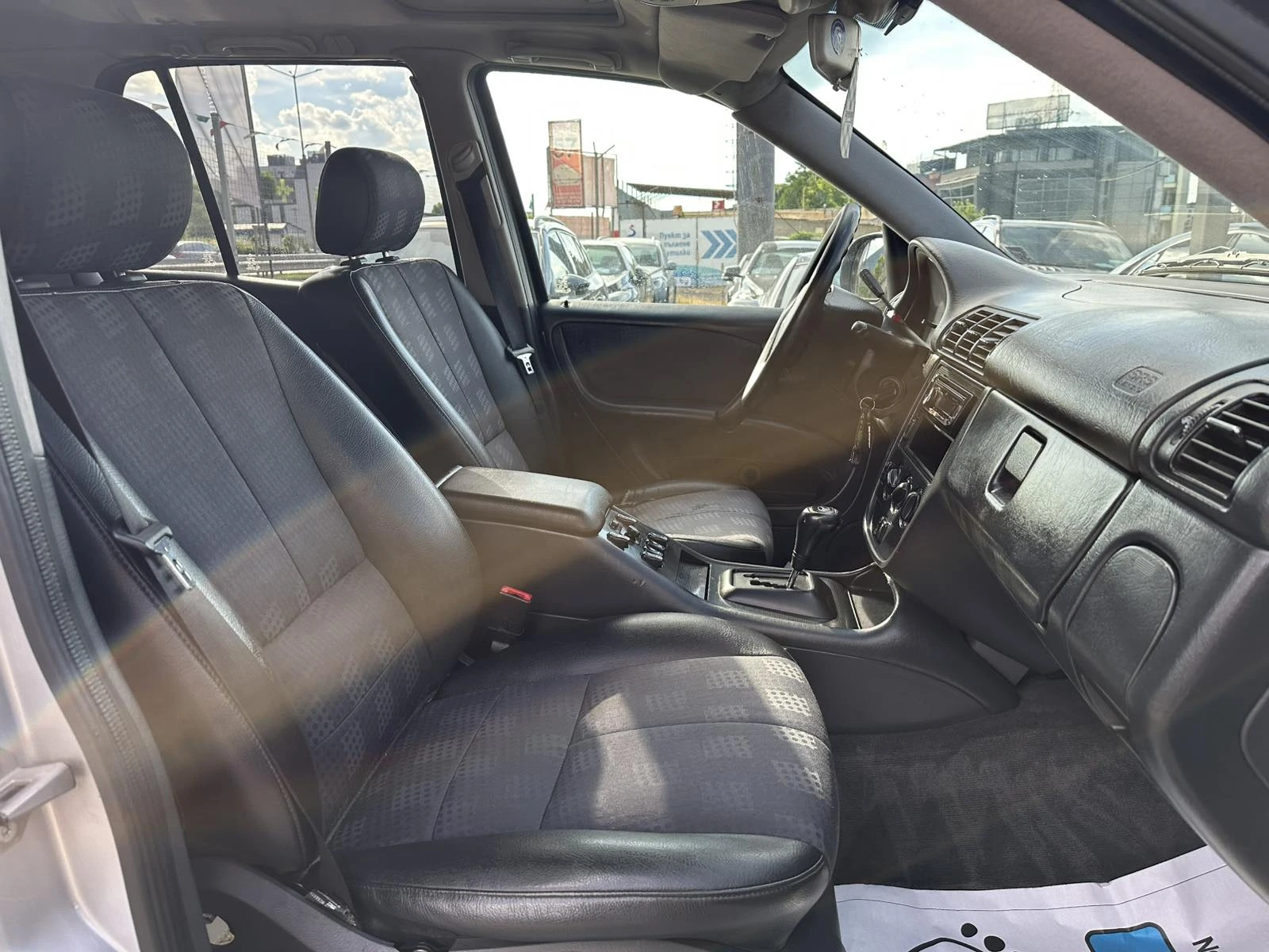 Mercedes-Benz ML 270 CDI Регистриран Всичко платено, снимка 13 - Автомобили и джипове - 54981385