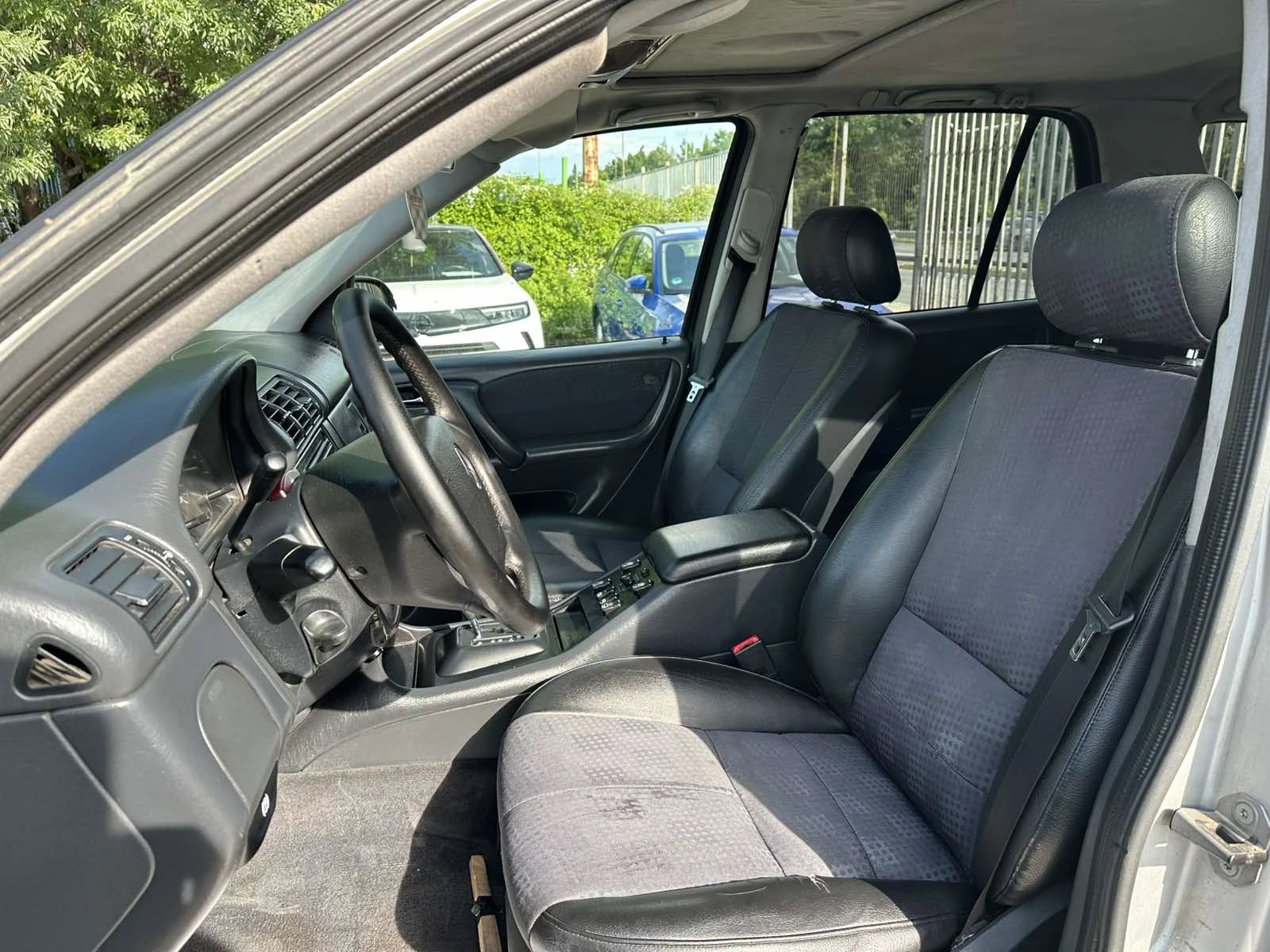 Mercedes-Benz ML 270 CDI Регистриран Всичко платено, снимка 8 - Автомобили и джипове - 54981385