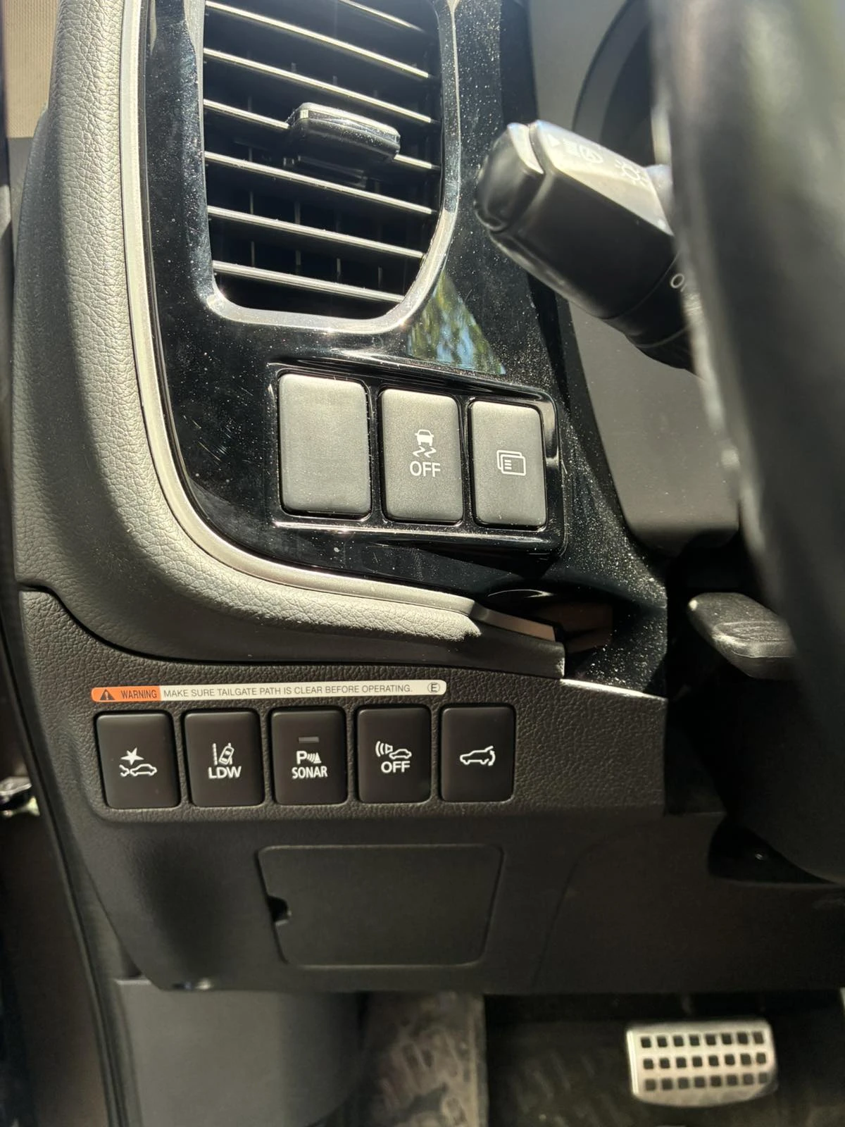 Mitsubishi Outlander, снимка 13 - Автомобили и джипове - 55513351
