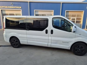Renault Trafic 9места макси 2.0dci климатроник НОВ НОВ, снимка 3