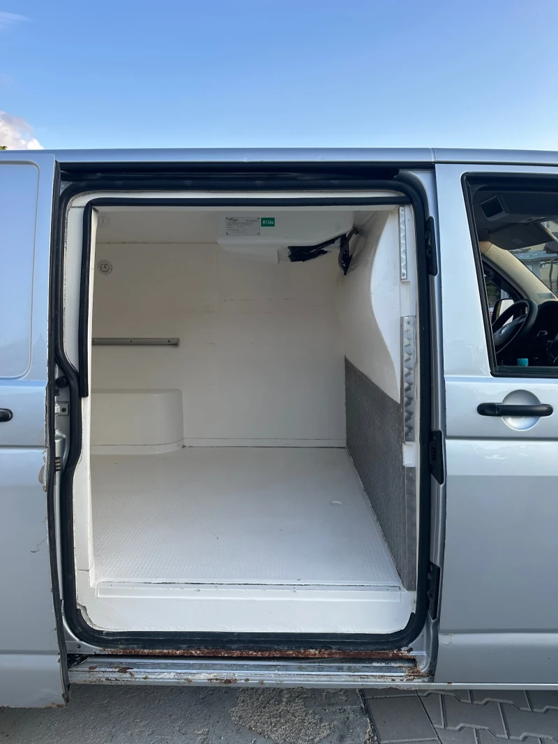 VW T5 2.5 TDI 131, снимка 4 - Бусове и автобуси - 52268749