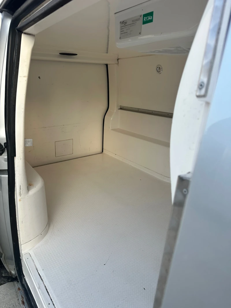 VW T5 2.5 TDI 131, снимка 6 - Бусове и автобуси - 52268749