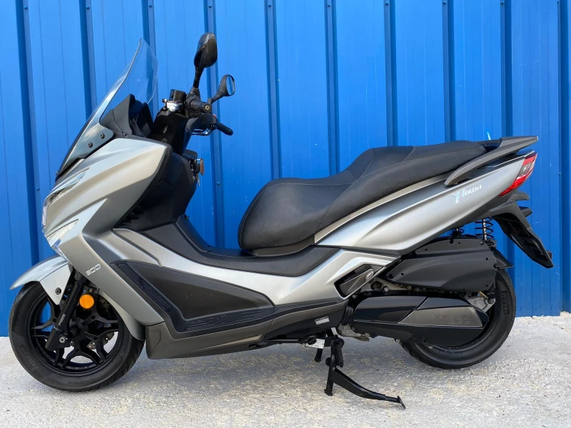 Kymco Downtown X-town 300i Abs, снимка 6 - Мотоциклети и мототехника - 47057627