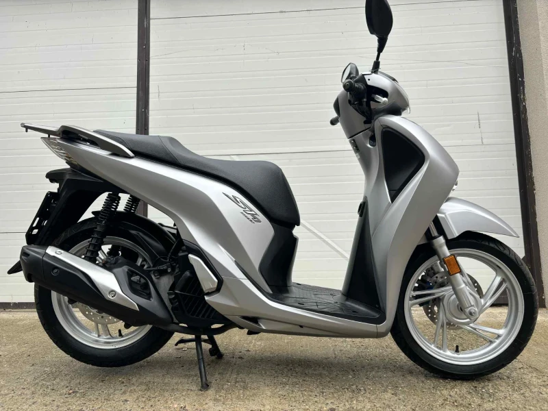 Honda Sh 150 ABS Led, снимка 2 - Мотоциклети и мототехника - 51277606