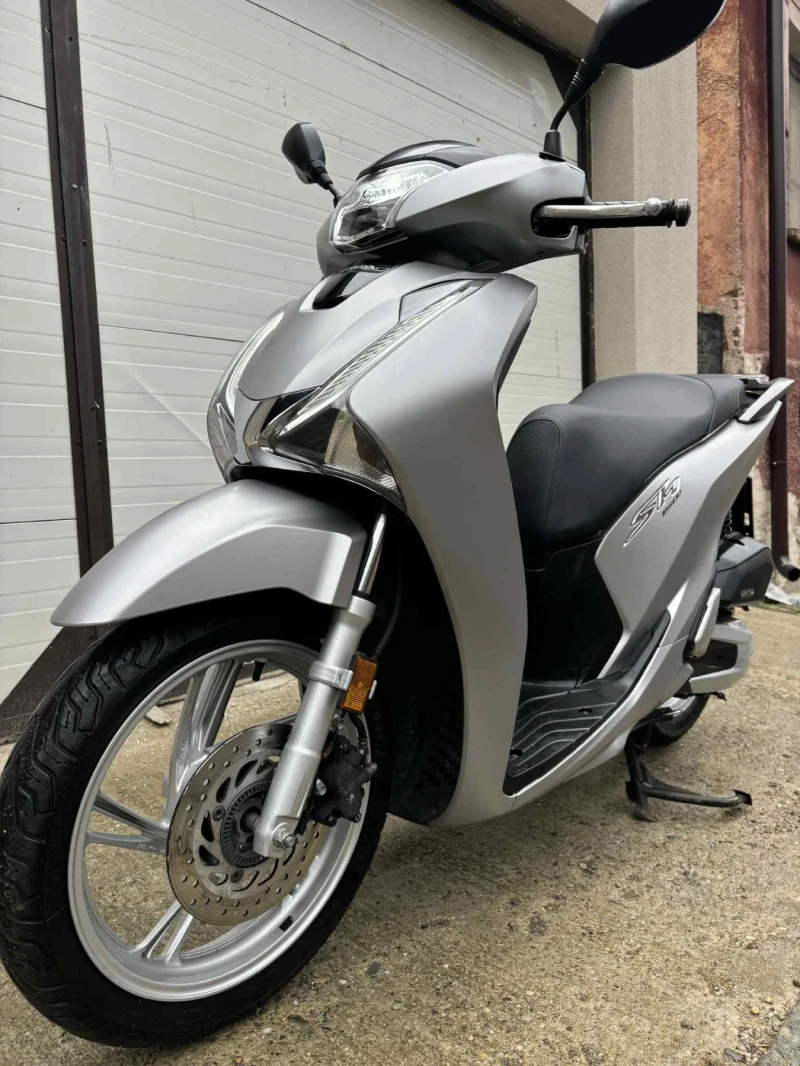 Honda Sh 150 ABS Led, снимка 10 - Мотоциклети и мототехника - 51277606