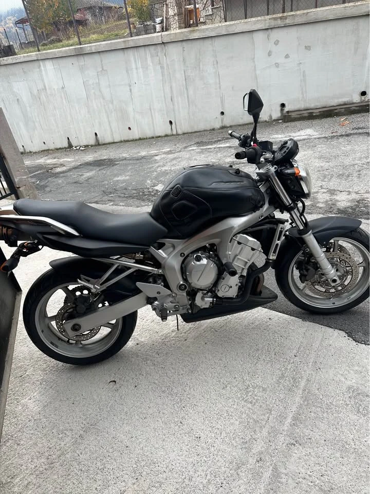 Yamaha FZ6