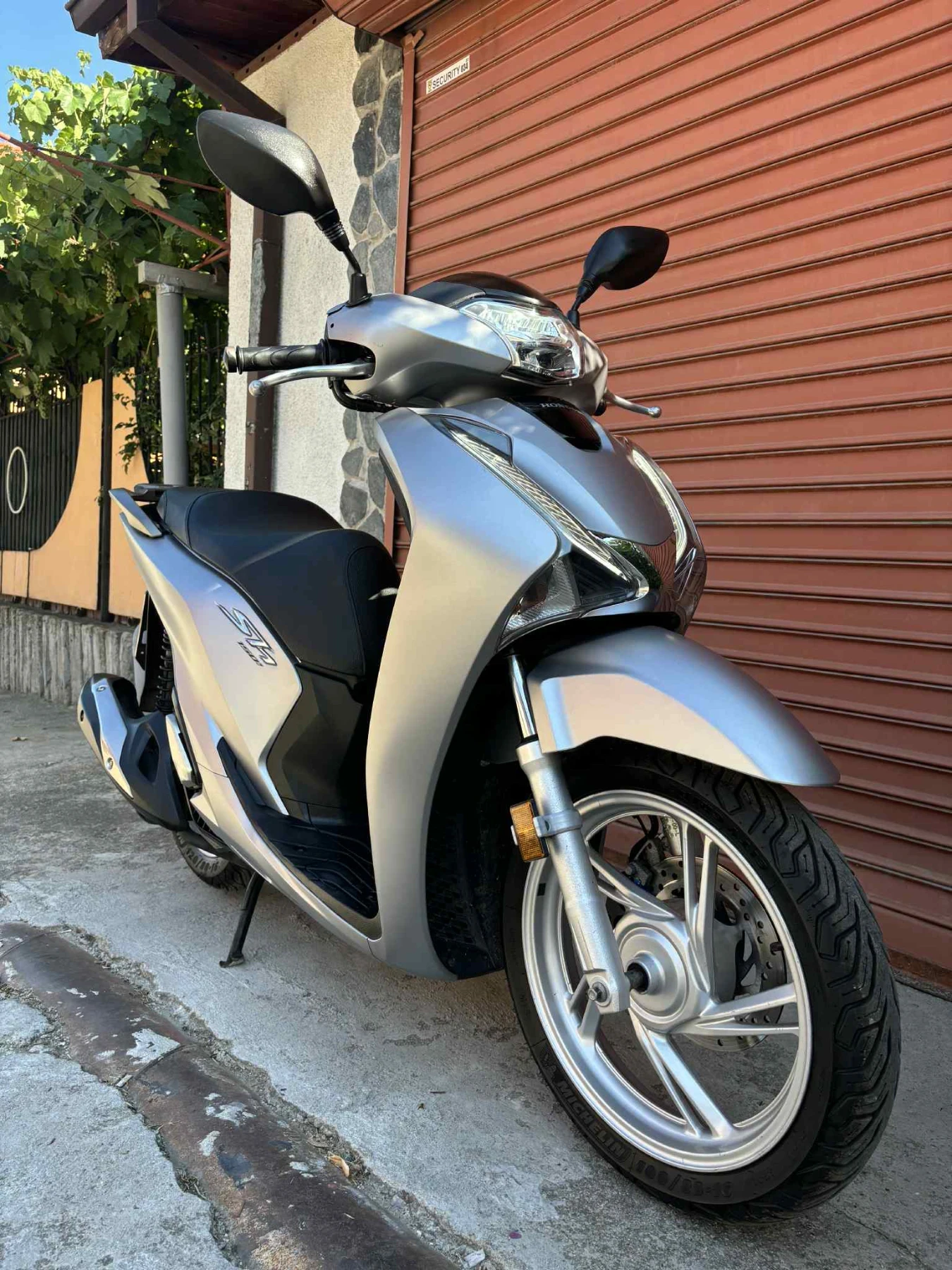 Honda Sh 150 ABS Led - изображение 3
