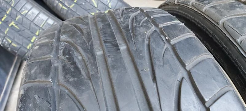 Гуми Летни 245/35R20, снимка 4 - Гуми и джанти - 31948352