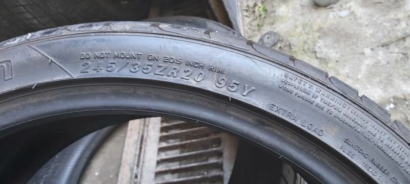 Гуми Летни 245/35R20, снимка 7 - Гуми и джанти - 31948352