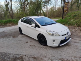Toyota Prius 1.8 ГАЗ БЕНЗИН, снимка 2