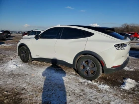 Ford Mustang Mach-E Select AWD, снимка 2