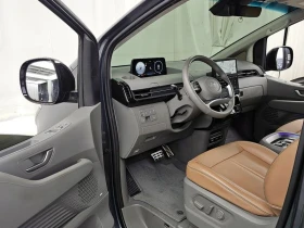 Hyundai Staria 2.2 Automatic, снимка 10
