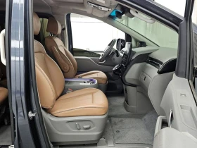 Hyundai Staria 2.2 Automatic, снимка 11