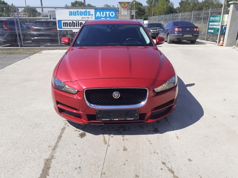 Jaguar XE 2.0d-Navi-Kamera-Euro-6B-Automat, снимка 2 - Автомобили и джипове - 37913486