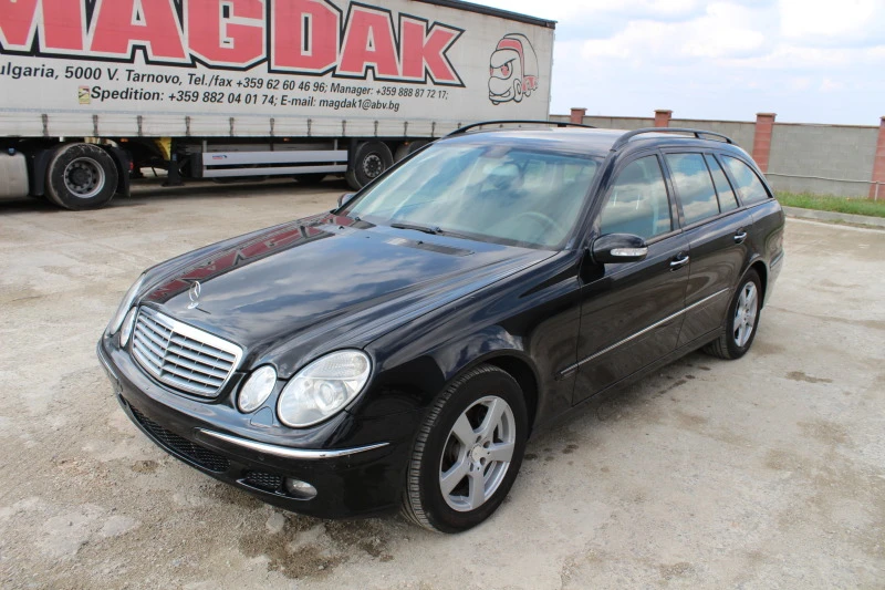 Mercedes-Benz E 220 2.2CDI РЪЧКА, снимка 17 - Автомобили и джипове - 47403428