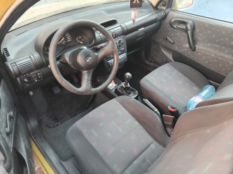 Opel Corsa, снимка 4 - Автомобили и джипове - 47715276