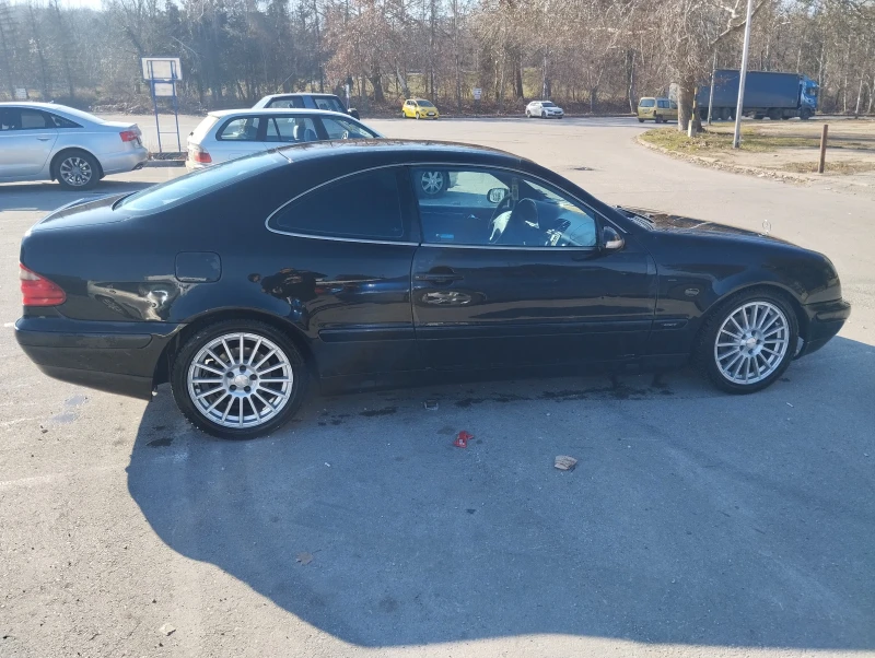 Mercedes-Benz CLK, снимка 5 - Автомобили и джипове - 48722035