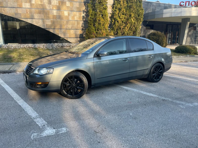 VW Passat, снимка 1 - Автомобили и джипове - 49363626