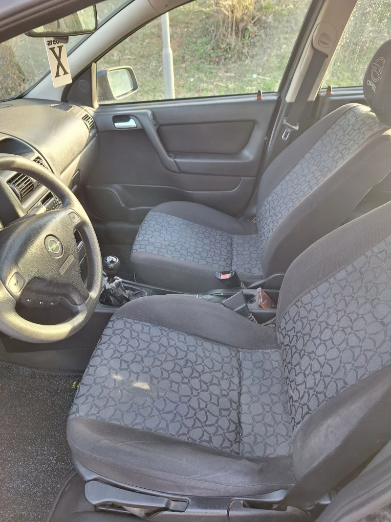 Opel Astra 1.6, снимка 10 - Автомобили и джипове - 49496583