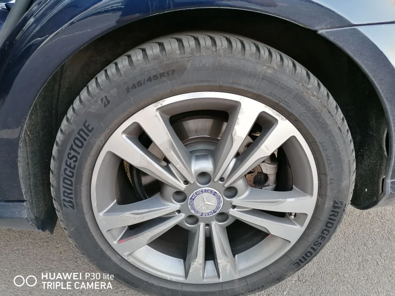 Mercedes-Benz E 350 4-Matic Bluetec, снимка 16 - Автомобили и джипове - 52448679