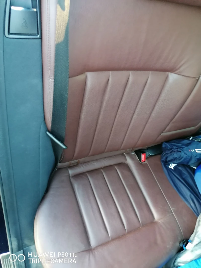 Mercedes-Benz E 350 4-Matic Bluetec, снимка 10 - Автомобили и джипове - 52448679