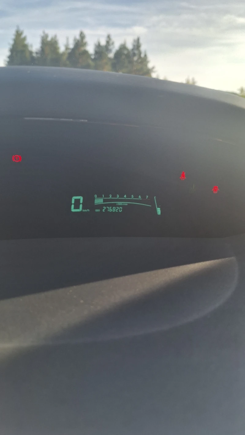 Toyota Yaris, снимка 6 - Автомобили и джипове - 51645473