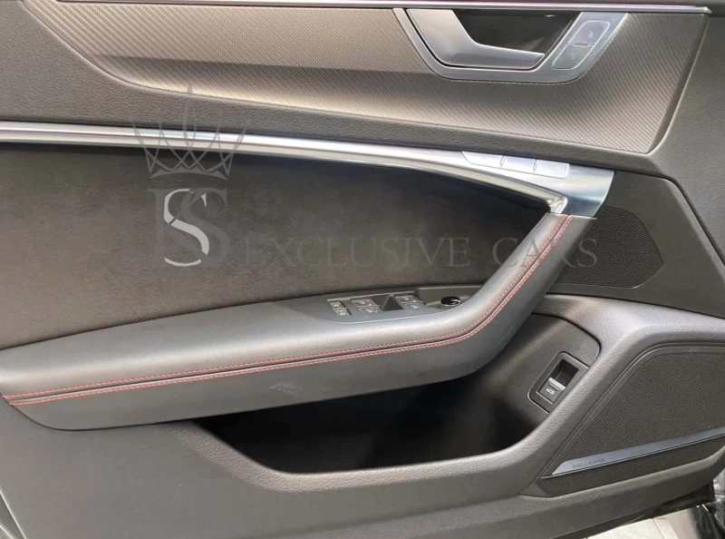 Audi Rs6 4.0 TFSI* QUATTRO* BANG & OLUFSEN* MATRIX* , снимка 4 - Автомобили и джипове - 51930304