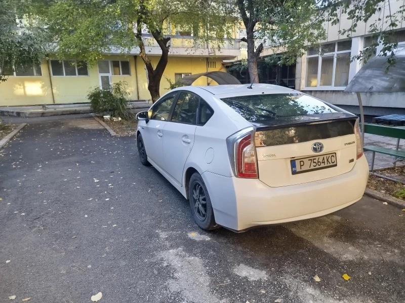 Toyota Prius 1.8 ГАЗ БЕНЗИН, снимка 4 - Автомобили и джипове - 52437427