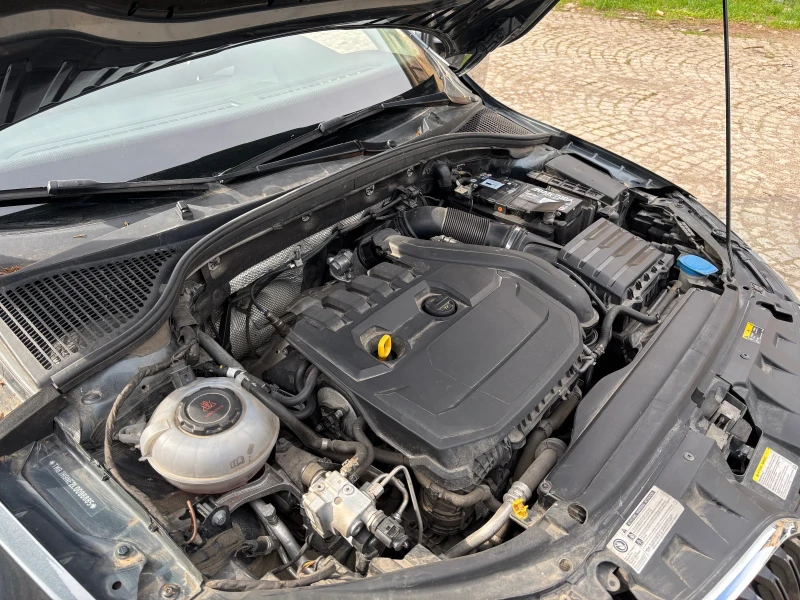 Skoda Octavia 1.5 G-tec ПЪРВИ СОБСТВЕНИК, Пълна сервизна история, снимка 11 - Автомобили и джипове - 52555462