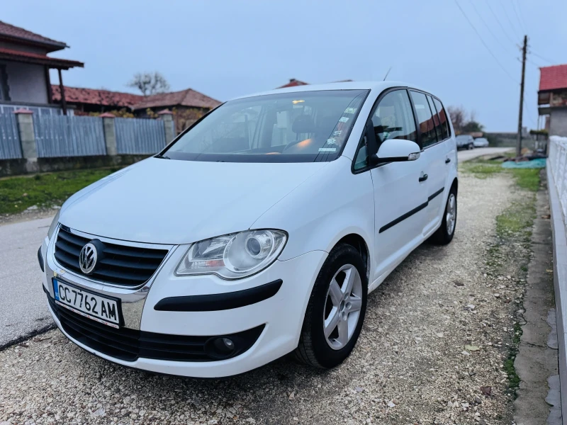 VW Touran, снимка 7 - Автомобили и джипове - 52498105