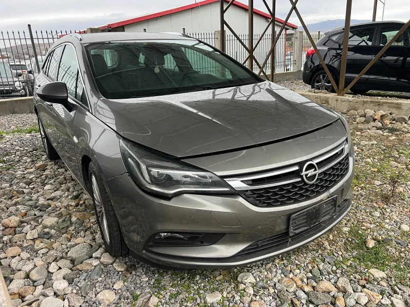 Opel Astra 1.6cdti SPORTSTOURER+ , снимка 3 - Автомобили и джипове - 52578689